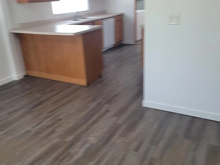 324 N Fair St — Photo 4