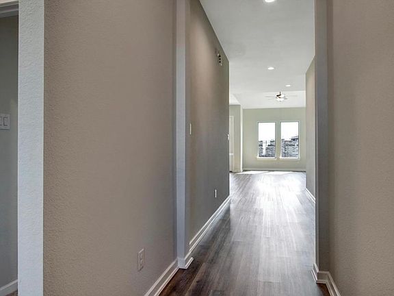 2nd image of 7518 Coral Lake Dr