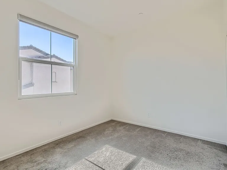 1604 Santa Paulina — Photo 18