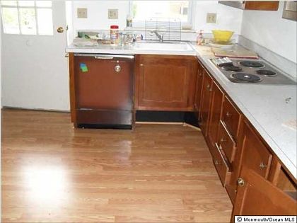 3rd image of 442A Cheshire Ct