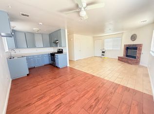 13729 Greenwood Pl APT 1, Victorville, CA 92395