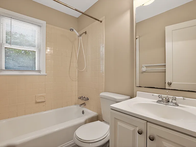 6410 Cavalier Dr — Photo 22
