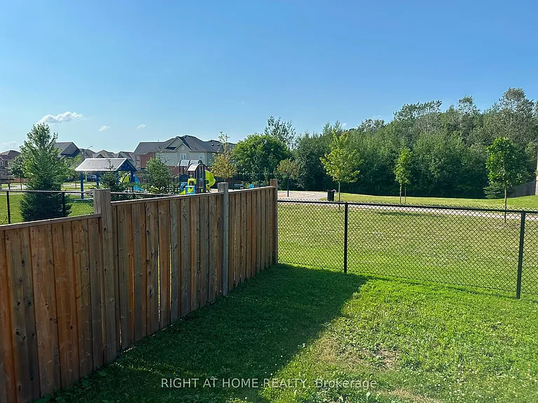 2 Bruce Cameron Dr — Photo 43