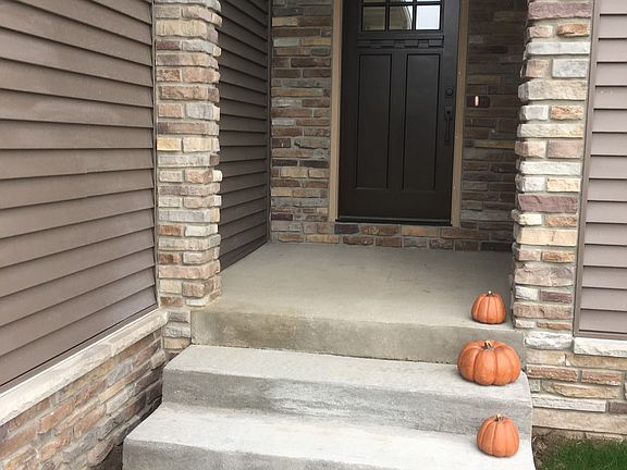 4th image of 105 Timmerman Dr