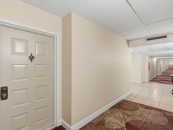 4th image of 5000 N Ocean Boulevard #504