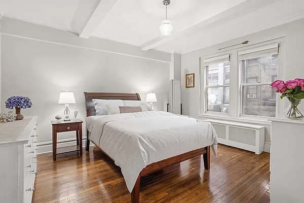 Sold by Compass | media 4