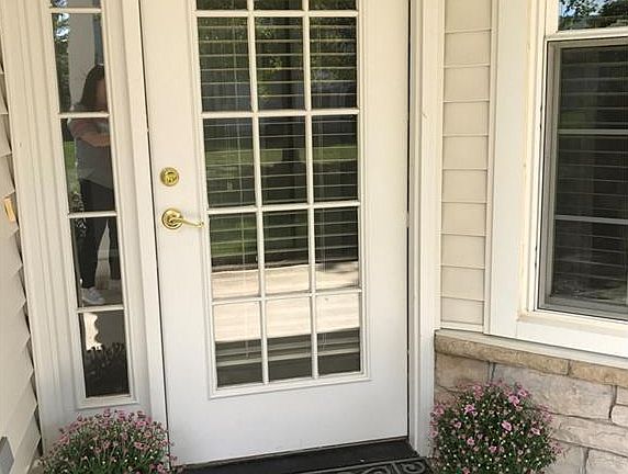 2nd image of 33141 Fairport Dr