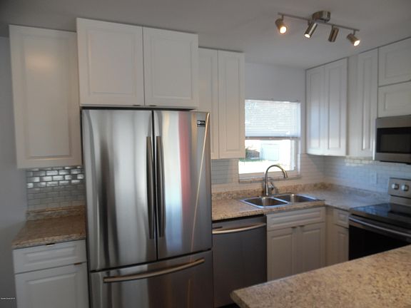 4th image of 4495 Shaw Ave