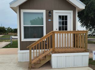 13550 Donop Rd #B-13, Elmendorf, TX 78112