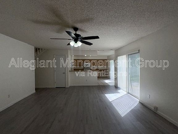 5th image of 330 Prairie Dune Way