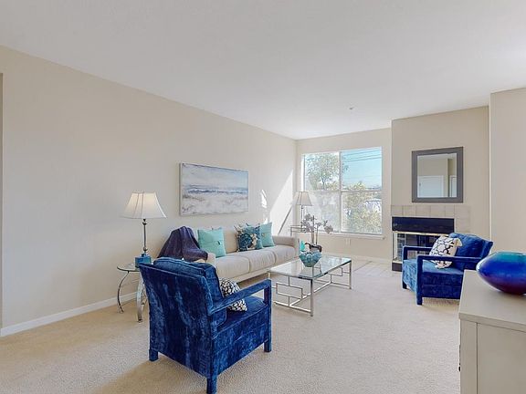 5th image of 221 S Fremont St APT 206