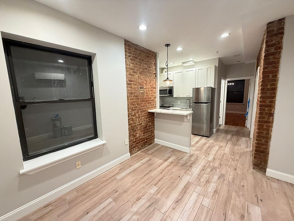1st image of 45 Clifton Pl #2C