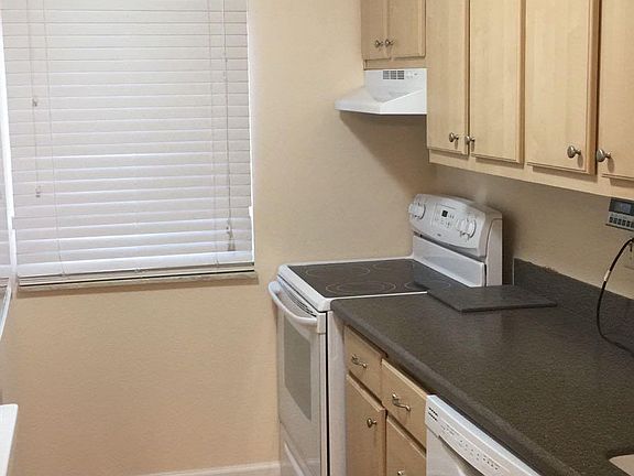 5th image of 3608 Roosevelt Blvd APT B