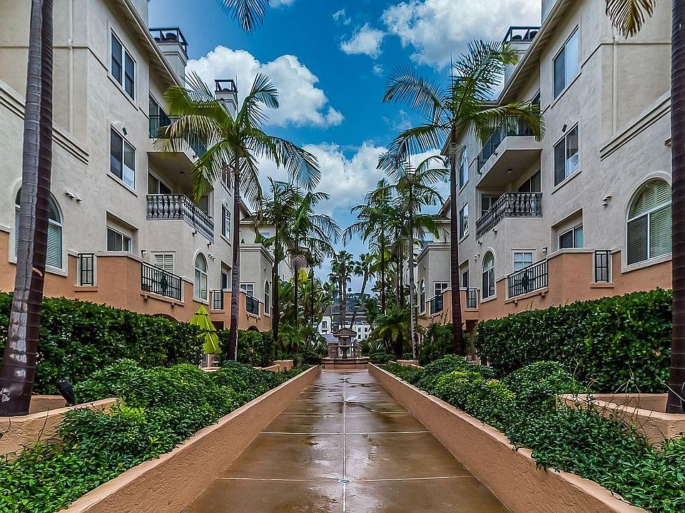 1st image of 680 Camino De La Reina #0
