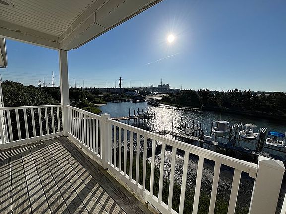 Balcony off main bedroom