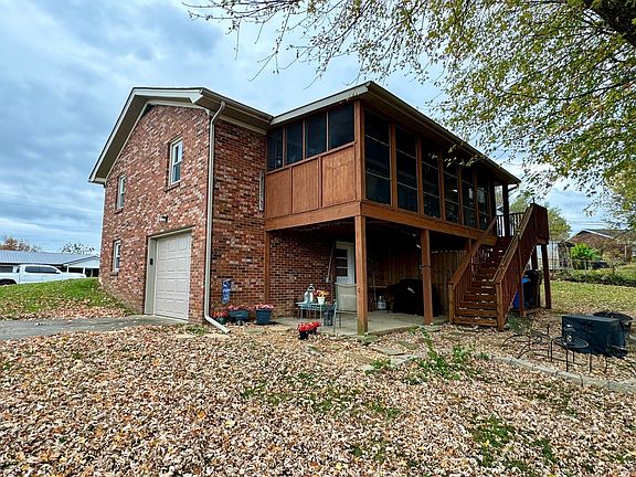 3rd image of 118 Millstone Dr