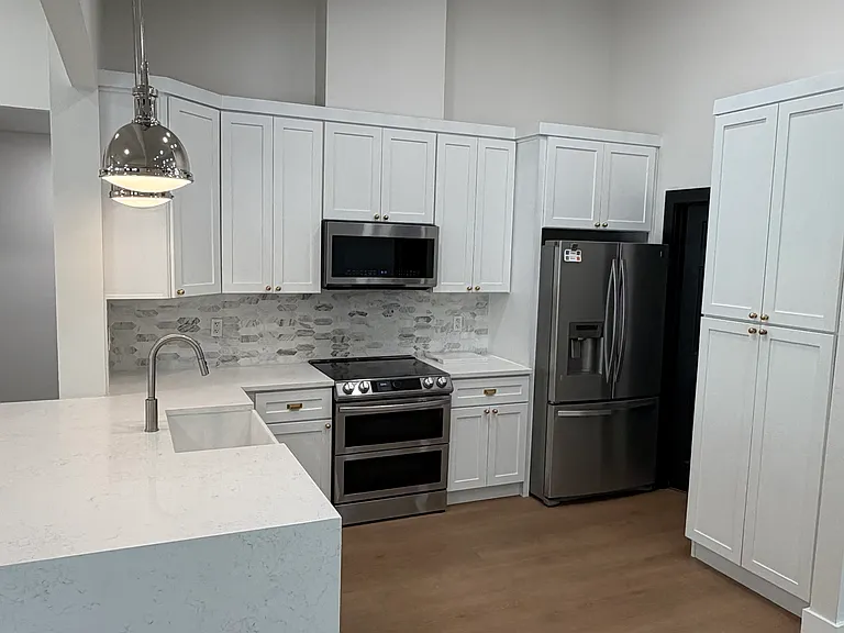 10769 Oak Glen Cir — Photo 3