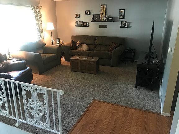 5th image of 913 Oak Ln