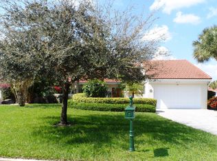 48 Windsor Ln, Boynton Beach, FL 33436