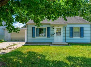 1529 Pulaski St, Lincoln, IL 62656