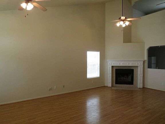 3rd image of 3607 Starfish Dr