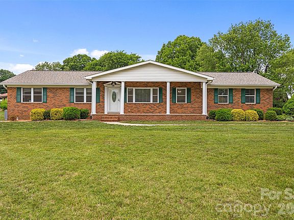 2nd image of 2430 Old Cedarwood Dr NW
