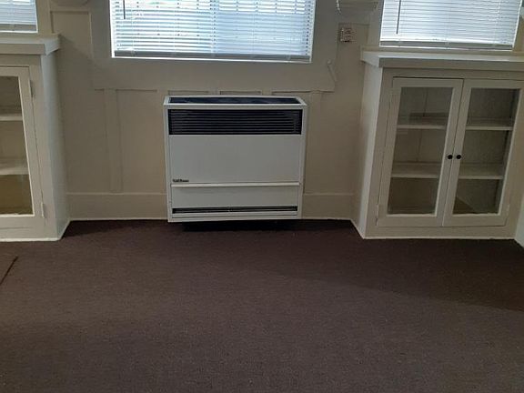 2nd image of 857 W 53rd St