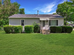 1100 Pennsylvania St, Leavenworth, KS 66048
