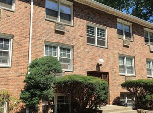 8 Dove Ct, Croton On Hudson, NY 10520