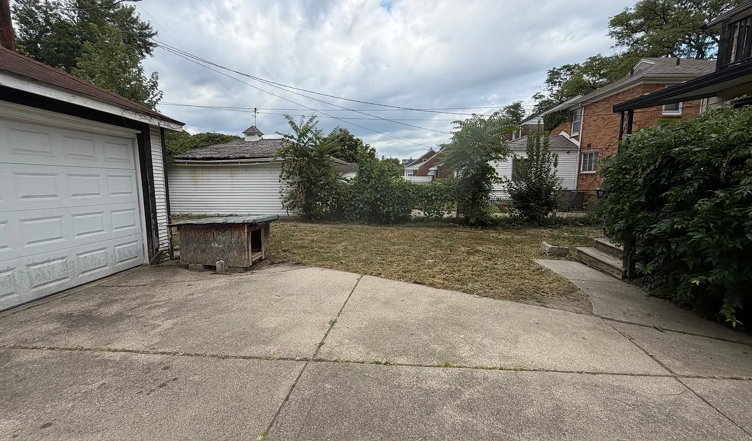 3 bed, 1.5 bath, 1552 sqft, $1,400 — Photo 3
