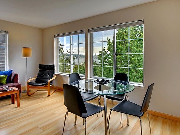 Living Room / Dining Room