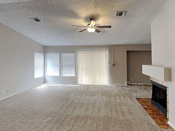 3rd image of 10602 Horn Blvd