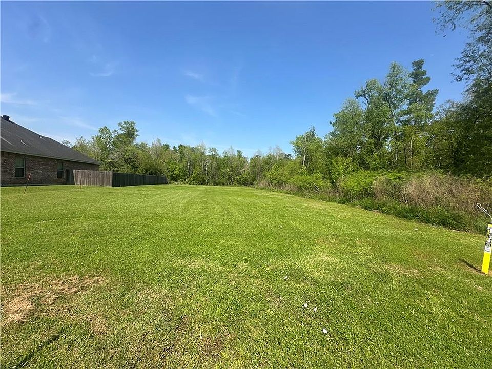 1st image of 629 Desoto Dr