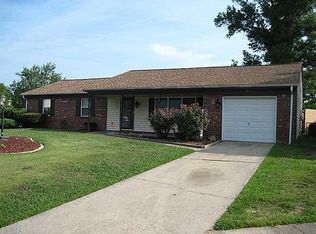 3044 Aaron Dr, Chesapeake, VA 23323