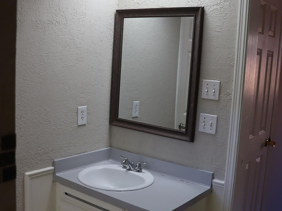2nd image of 1316 NW 105th Ter