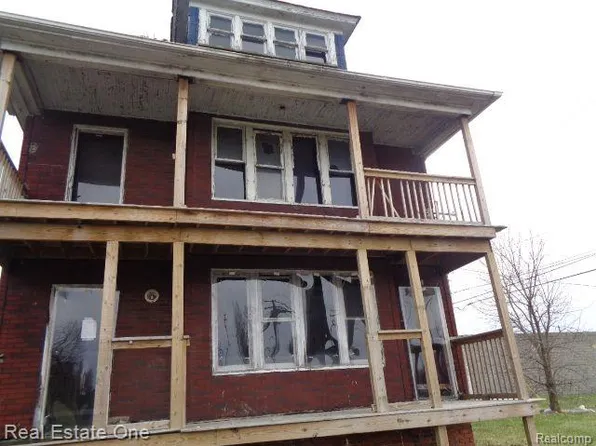 8034 Georgia St, Detroit, MI 48213