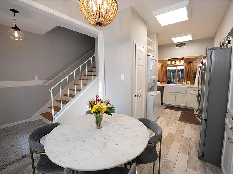7447 Brompton St #7447 — Photo 10