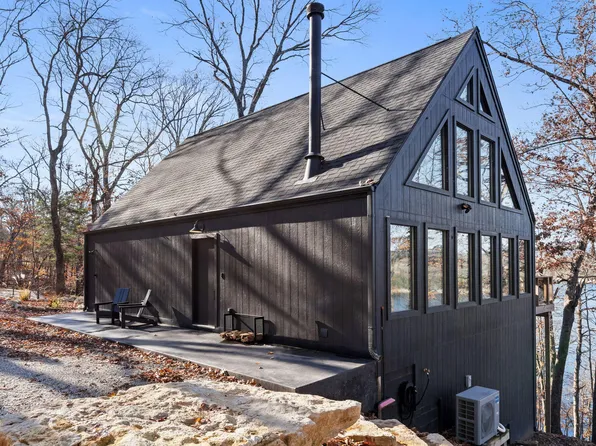 18530 W Eagle Rock Beach Drive, Eagle Rock, MO 65641