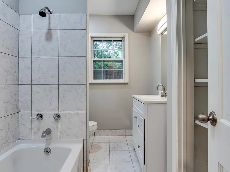 4207 Barfield Rd — Photo 17