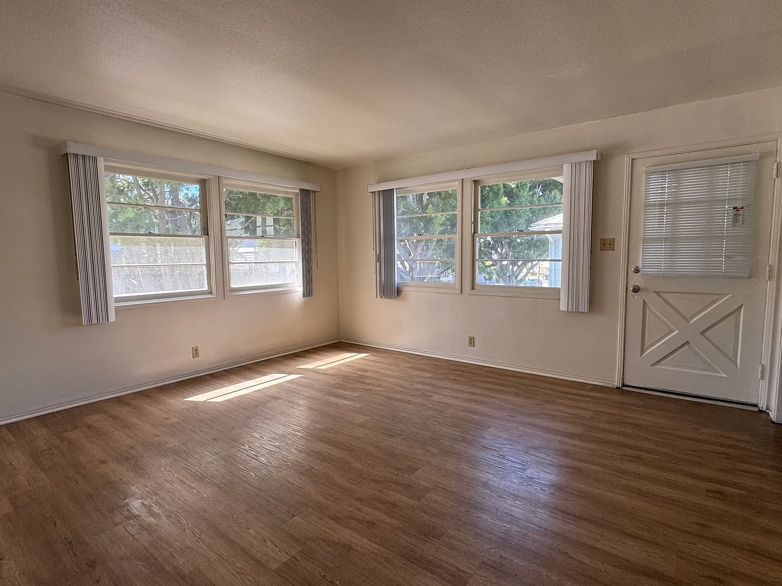 1 bed, 750 sqft, $1,750 — Photo 2