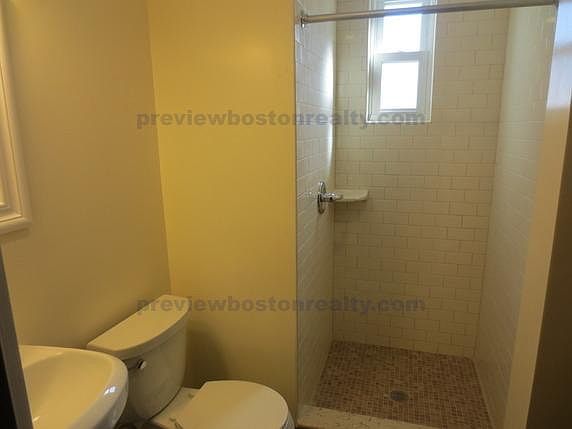 2nd image of 5 Smythe St #Ta1