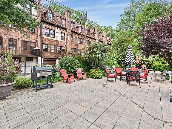 5th image of 11817 Union Tpke APT 7A