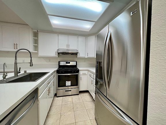 5th image of 13511 Tracy St #B