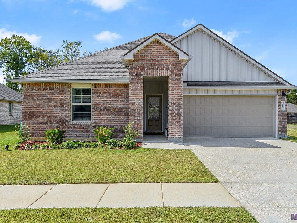 1st image of 1201 S Pecan Grove Ave