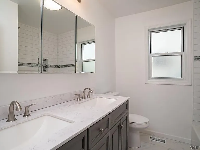 52 Washington St #2 — Photo 11