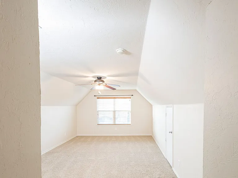 1200 Talley Ln — Photo 30