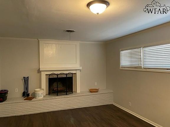 3rd image of 4210 Highland Dr