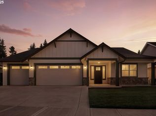 2405 NW 68th St, Vancouver, WA 98665