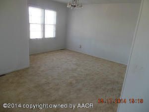 5th image of 2712 NW 1st Ave