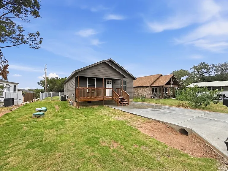 919 Arkansas River Dr — Photo 2
